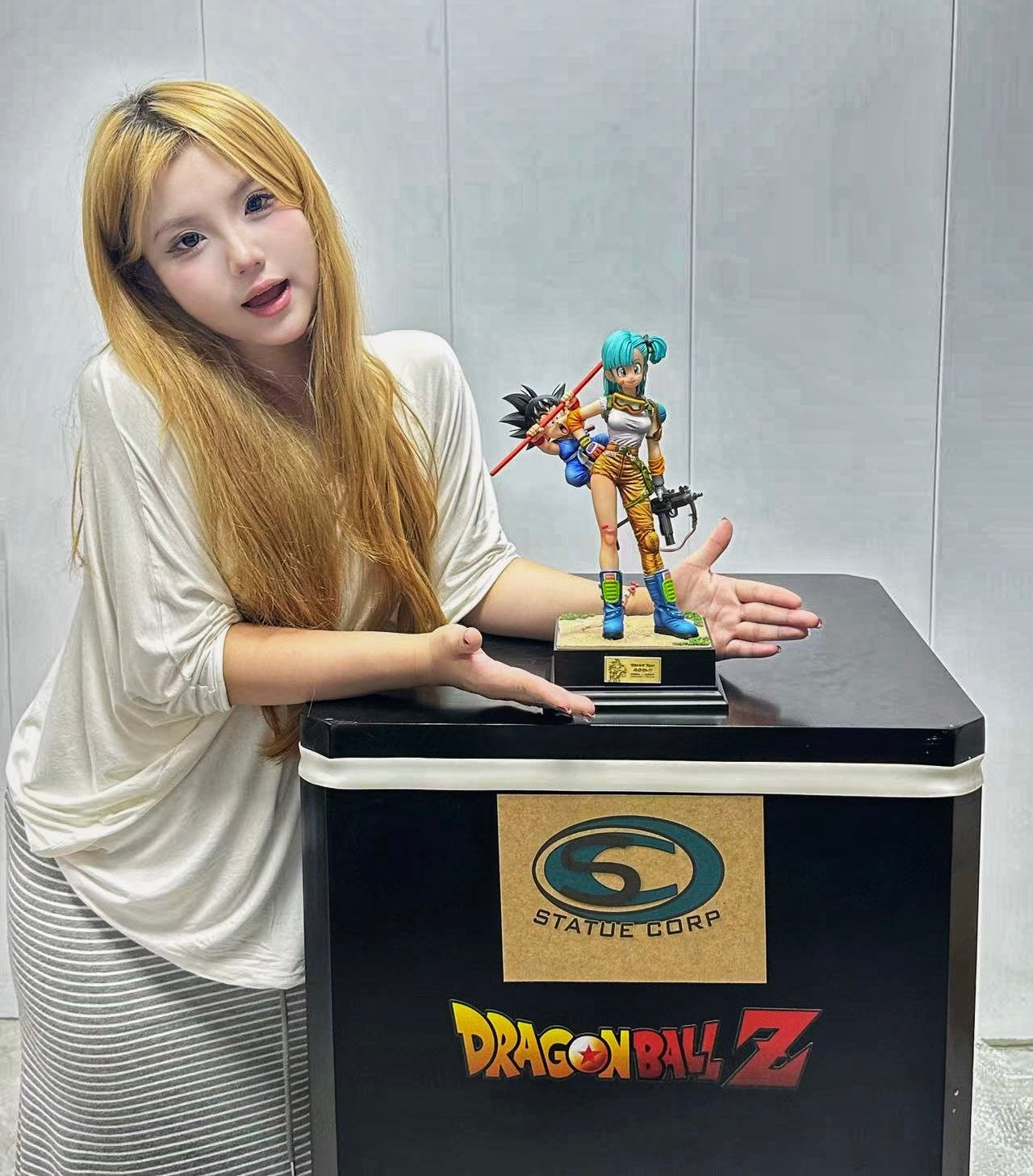 Infinite - Bulma and Kid Goku