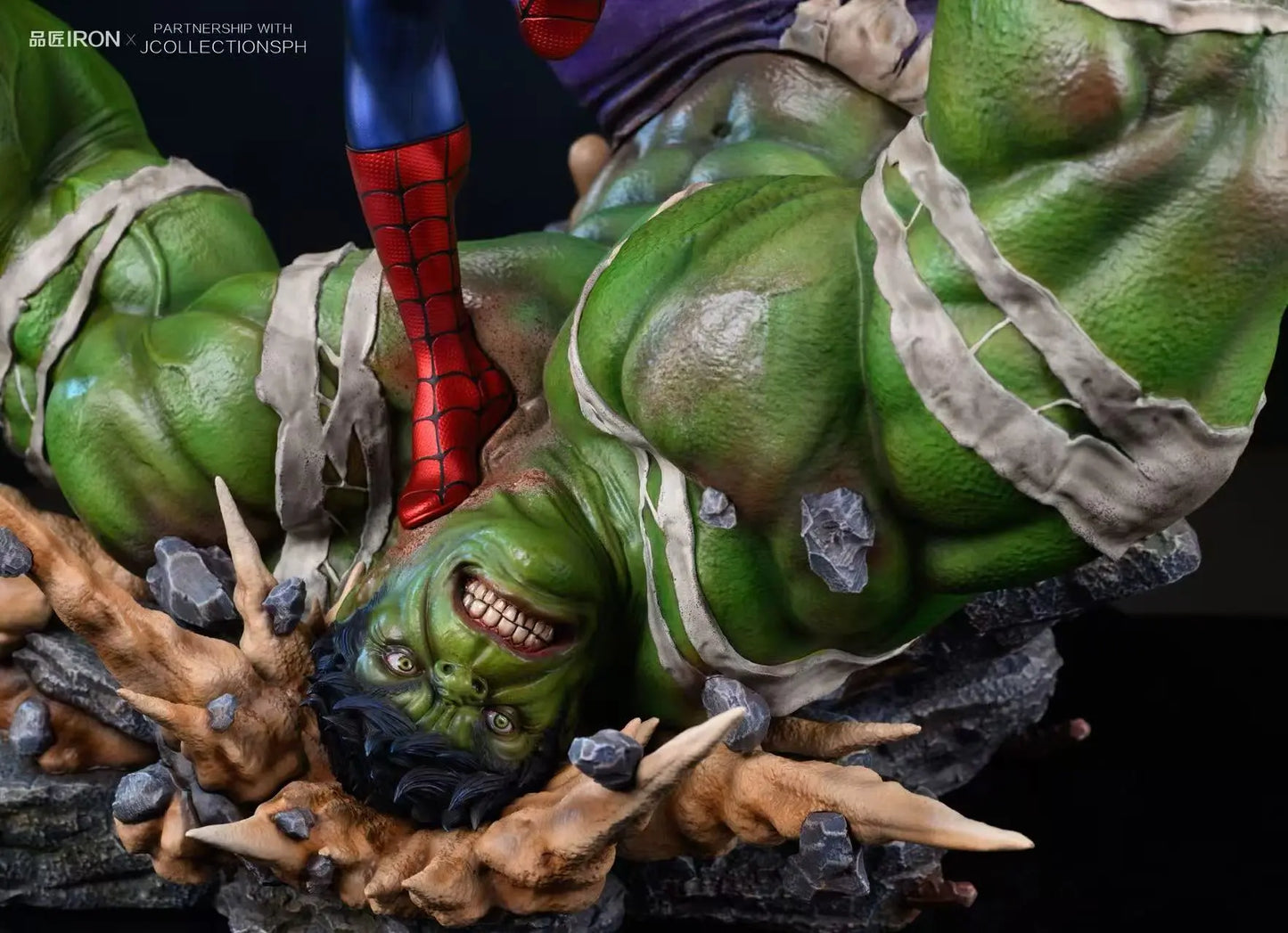 Iron - Spider-Man vs Hulk