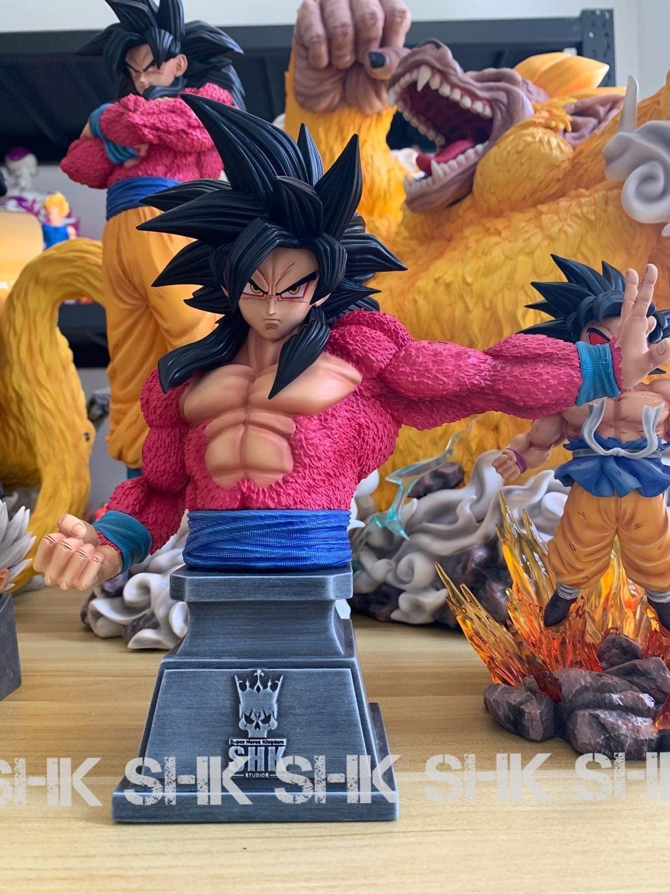 SHK - Ozaru SSJ4 Goku