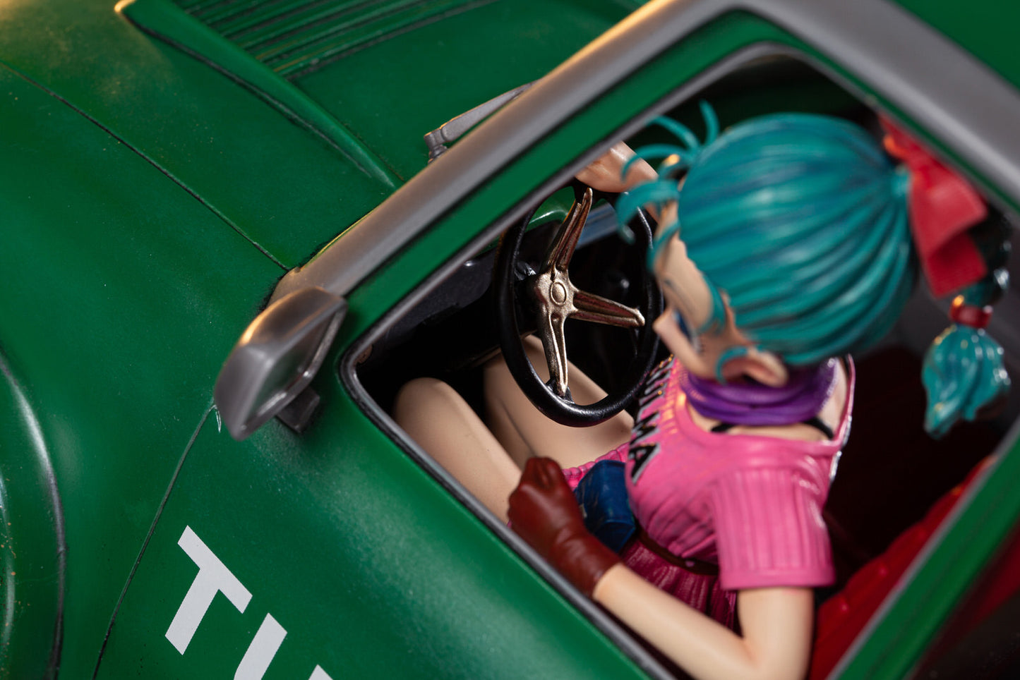 UCS - Bulma and Goku