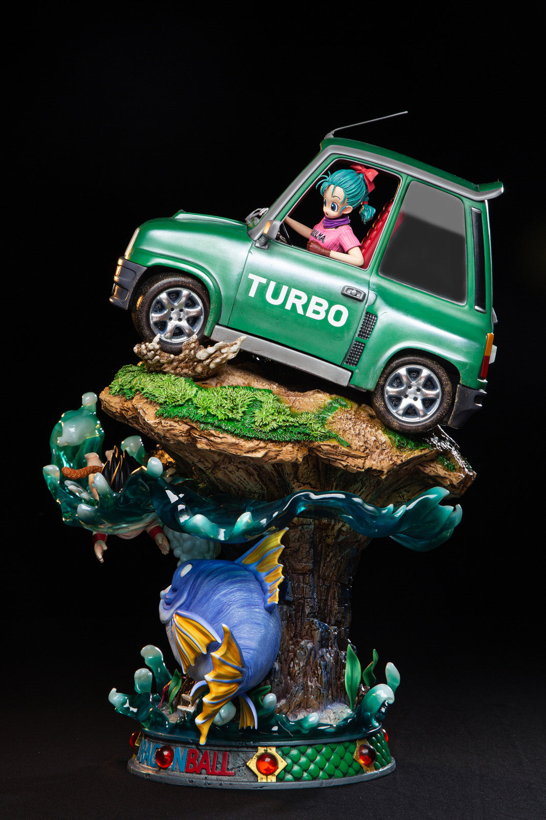 UCS - Bulma and Goku