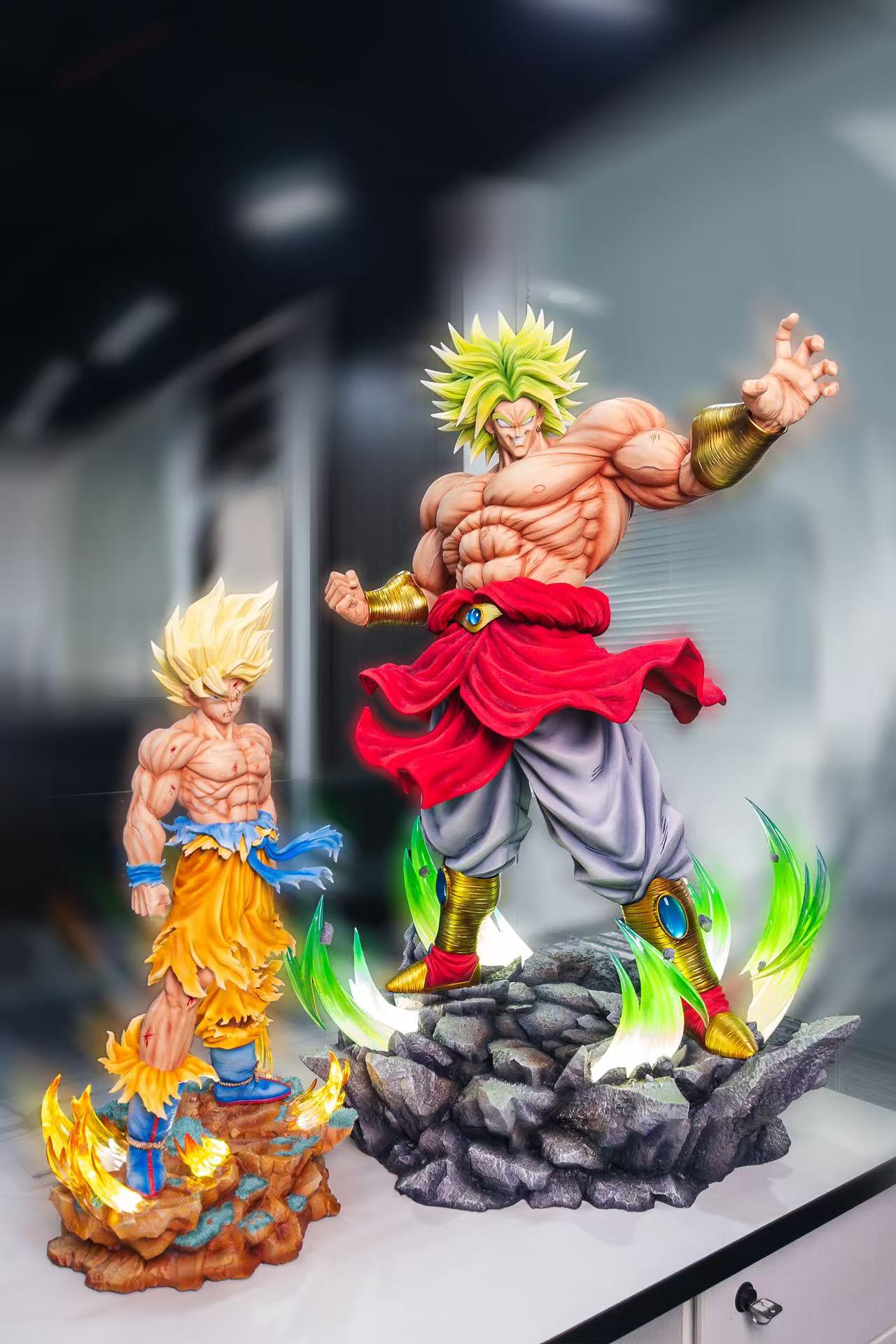 Infinite - Broly
