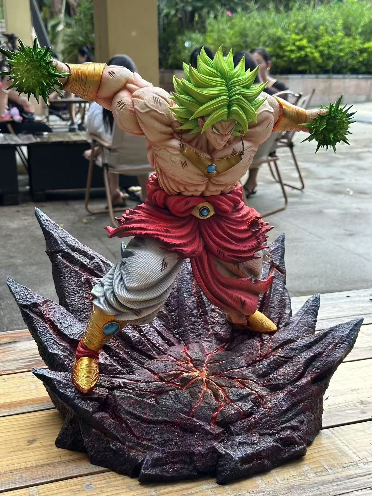 Yi Shou - Broly vs Goku and Vegeta