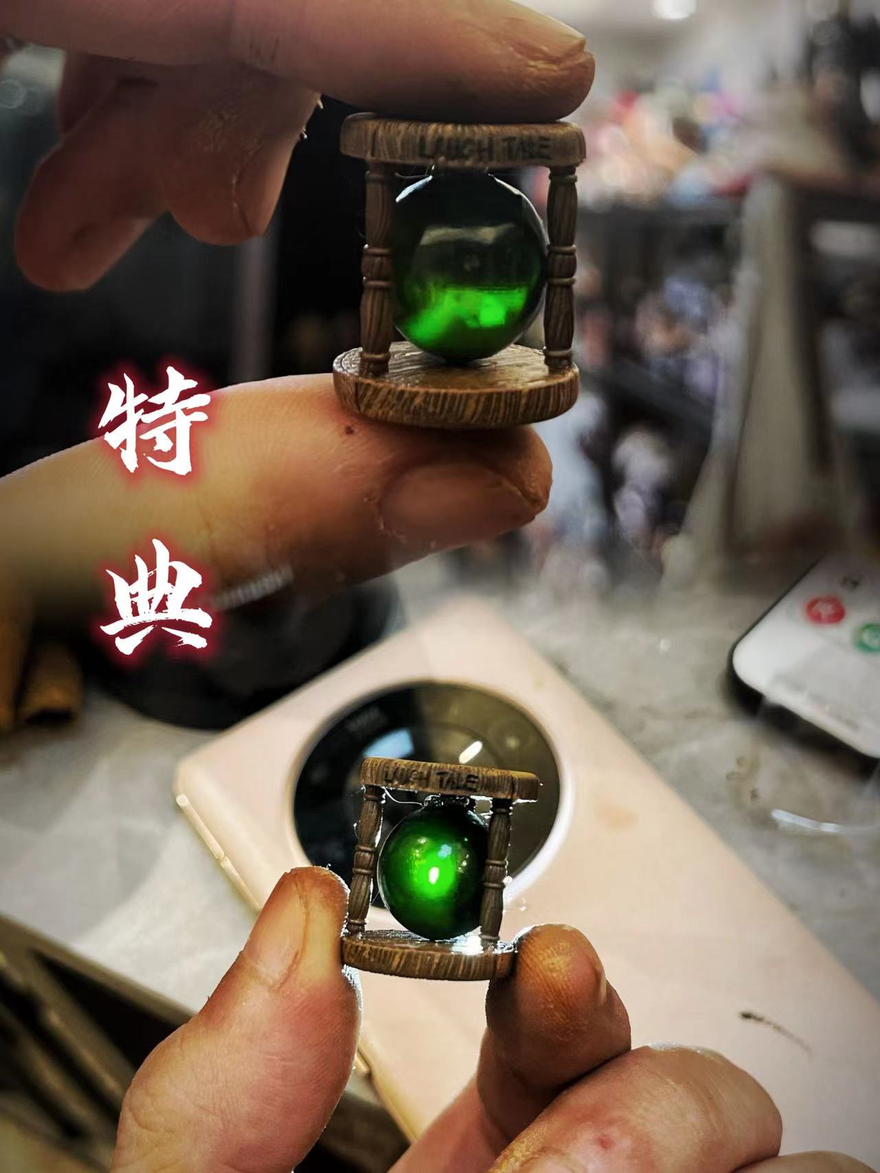 BT - Gol D. Roger StatueCorp