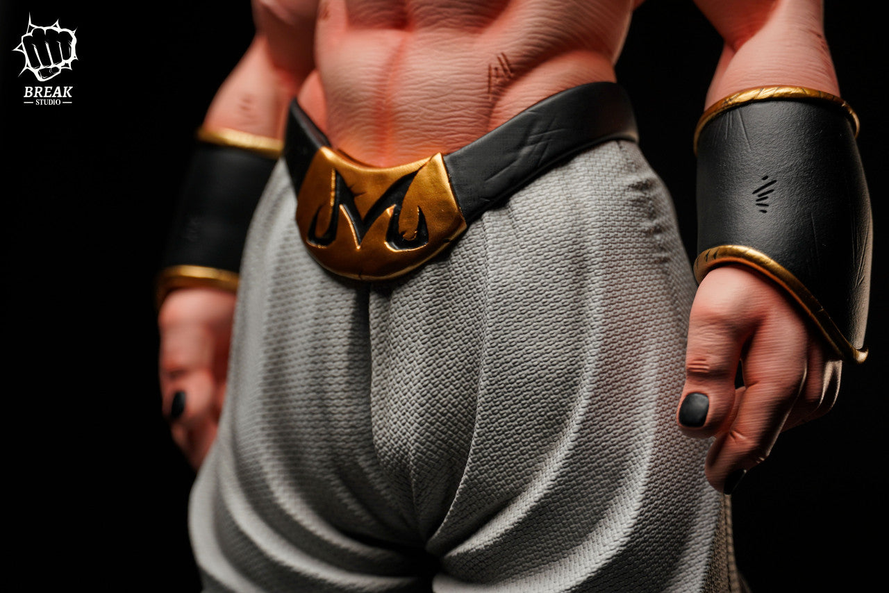 Break - Super Buu StatueCorp
