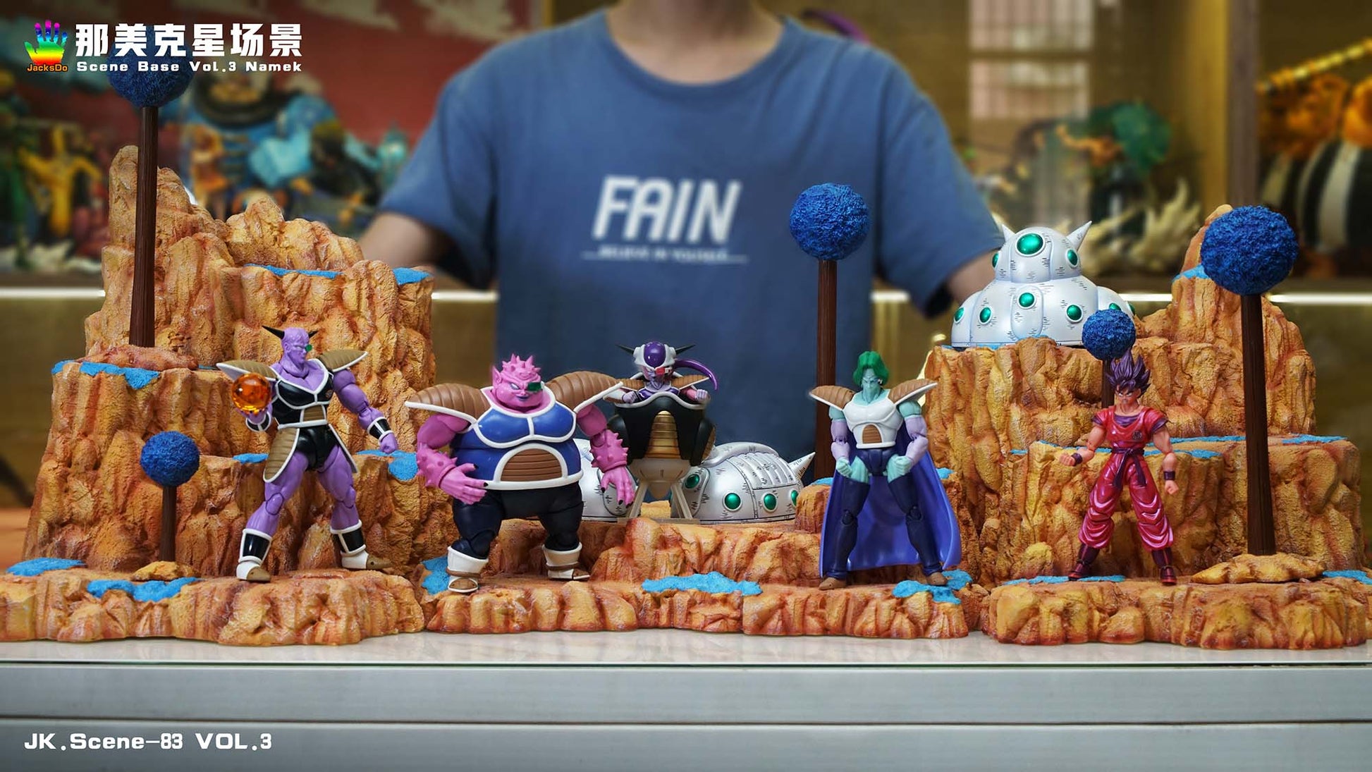 JacksDo - Namekian Houses StatueCorp