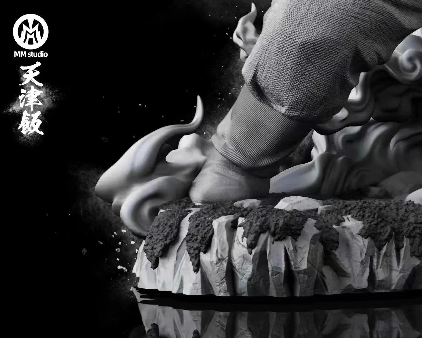 MM - Roshi StatueCorp