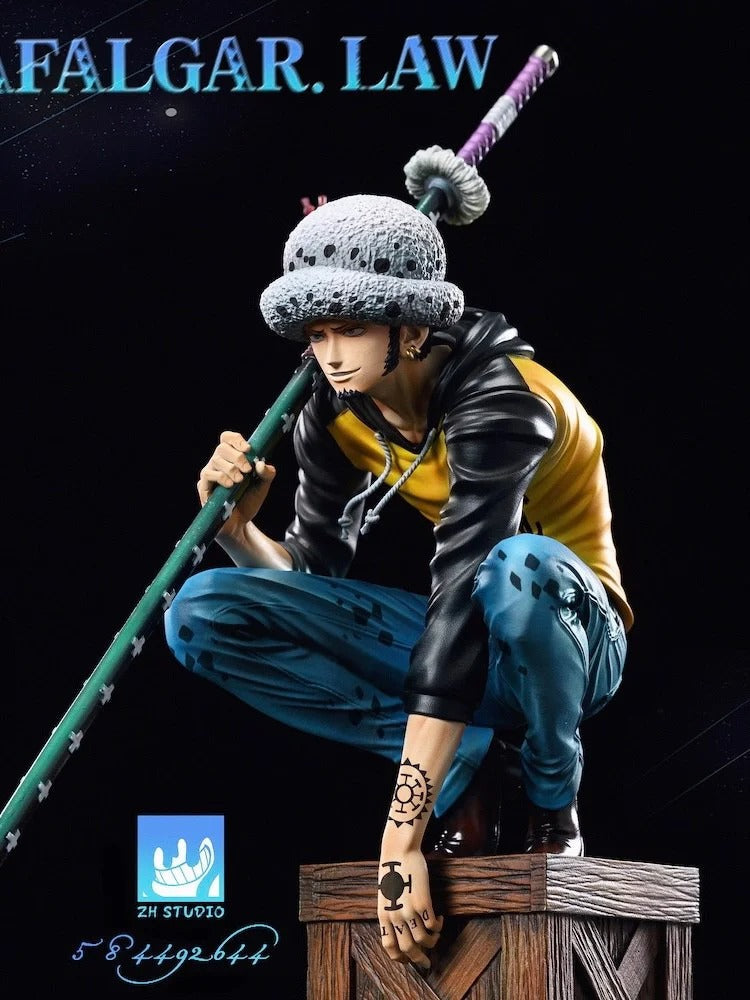 ZH - Trafalgar Law StatueCorp