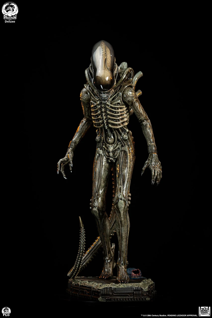 Premium Collectibles - Big Chap Alien