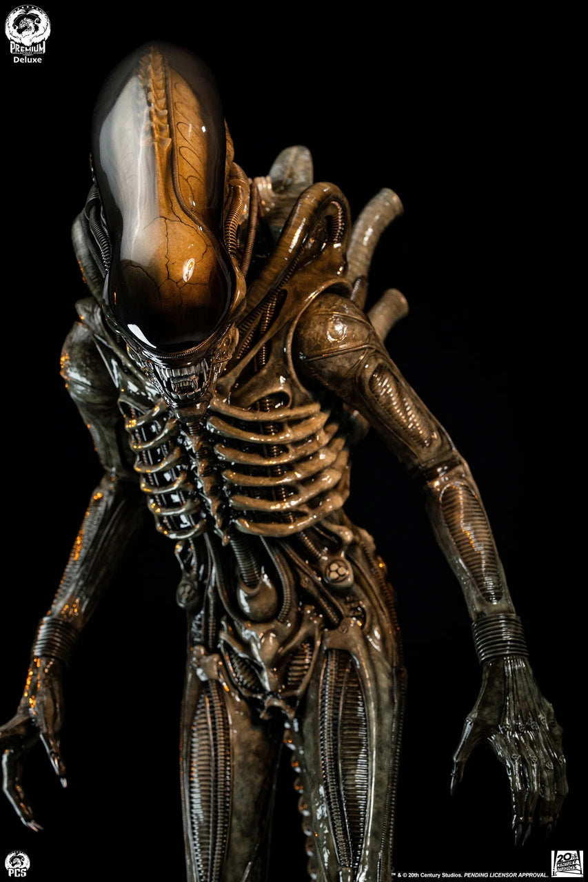 Premium Collectibles - Big Chap Alien