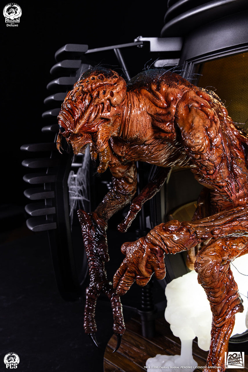 Sideshow Collectibles - The Fly