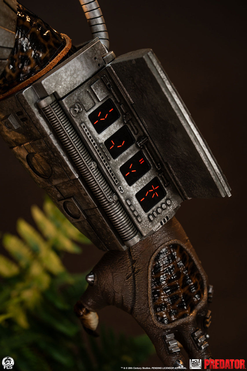 Premium Collectibles - Predator