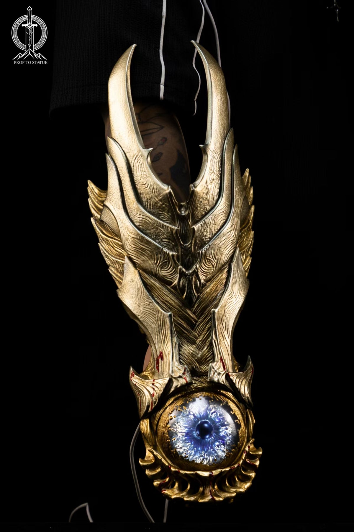 Prop To Statue - Oni Gauntlet