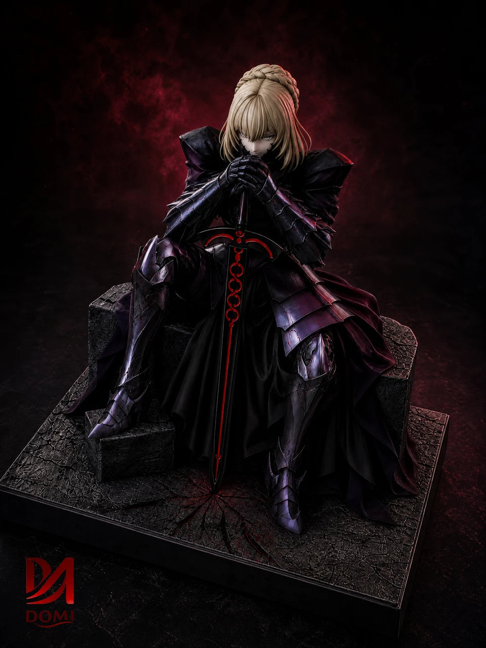 Domi - Saber Alter