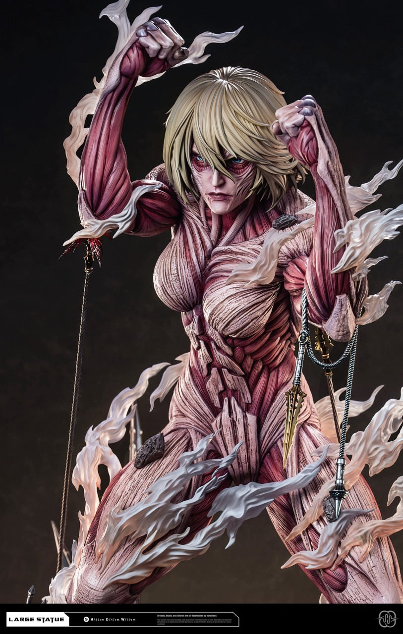 Hertz - Annie and Female Titan