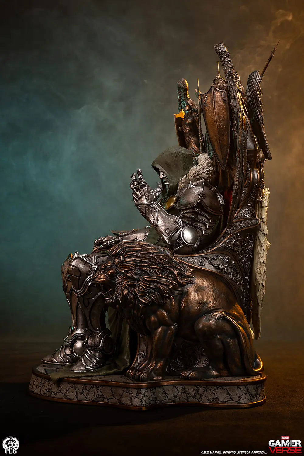 Sideshow Collectibles - Doctor Doom