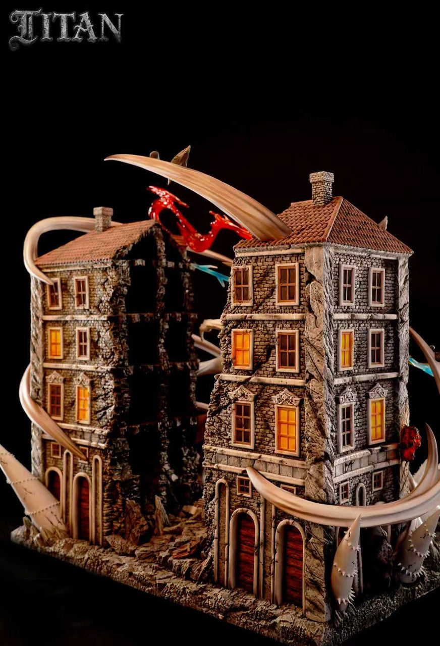 Titan - War Hammer Titan vs Eren