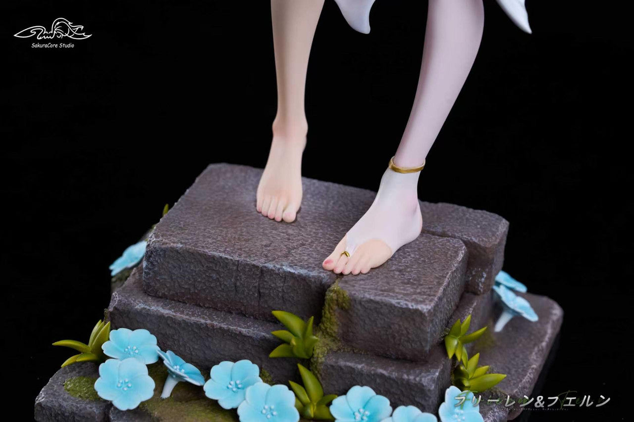 Sakura Core - Frieren and Fern