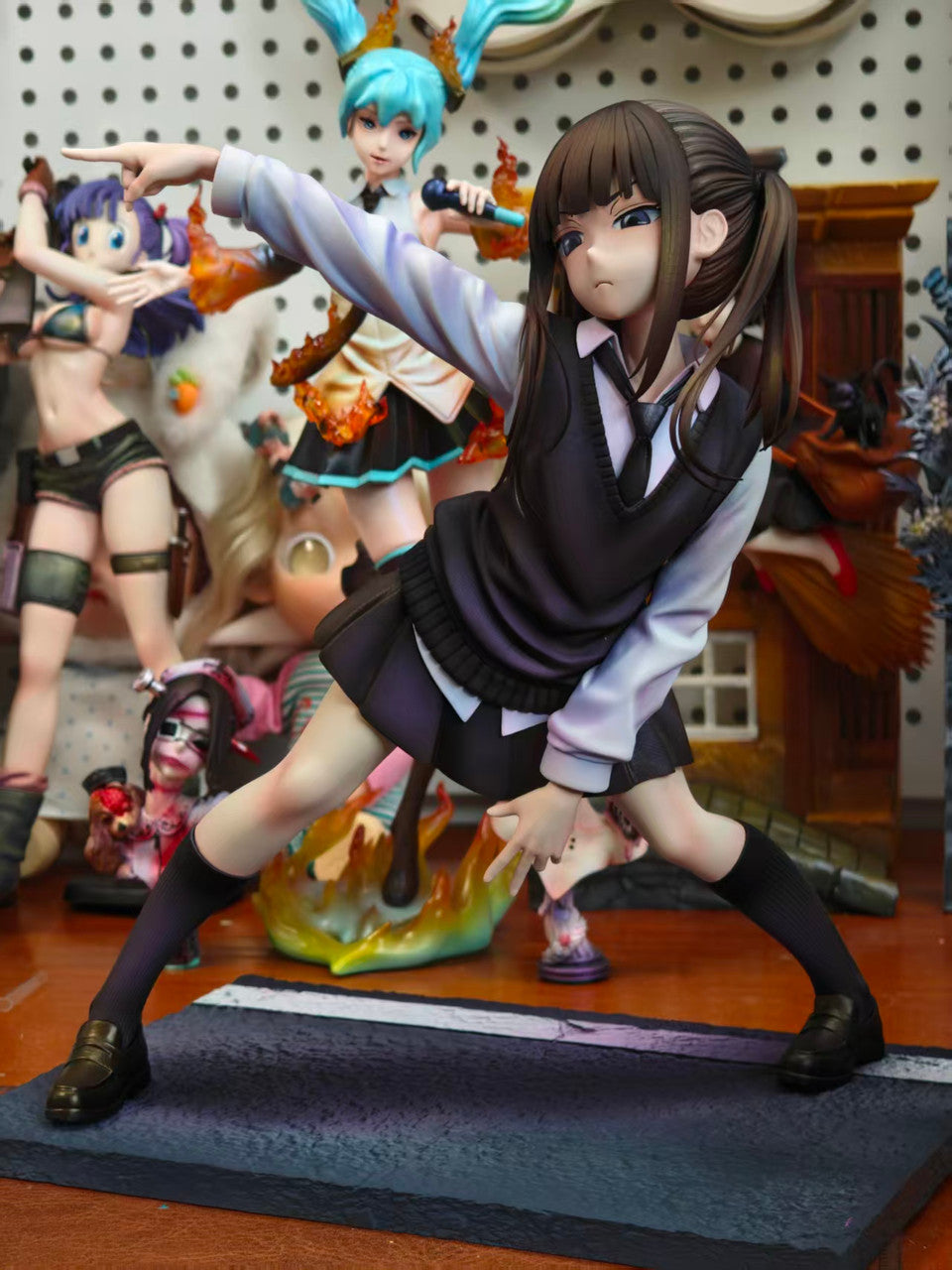 QAQ - Ai Hoshino