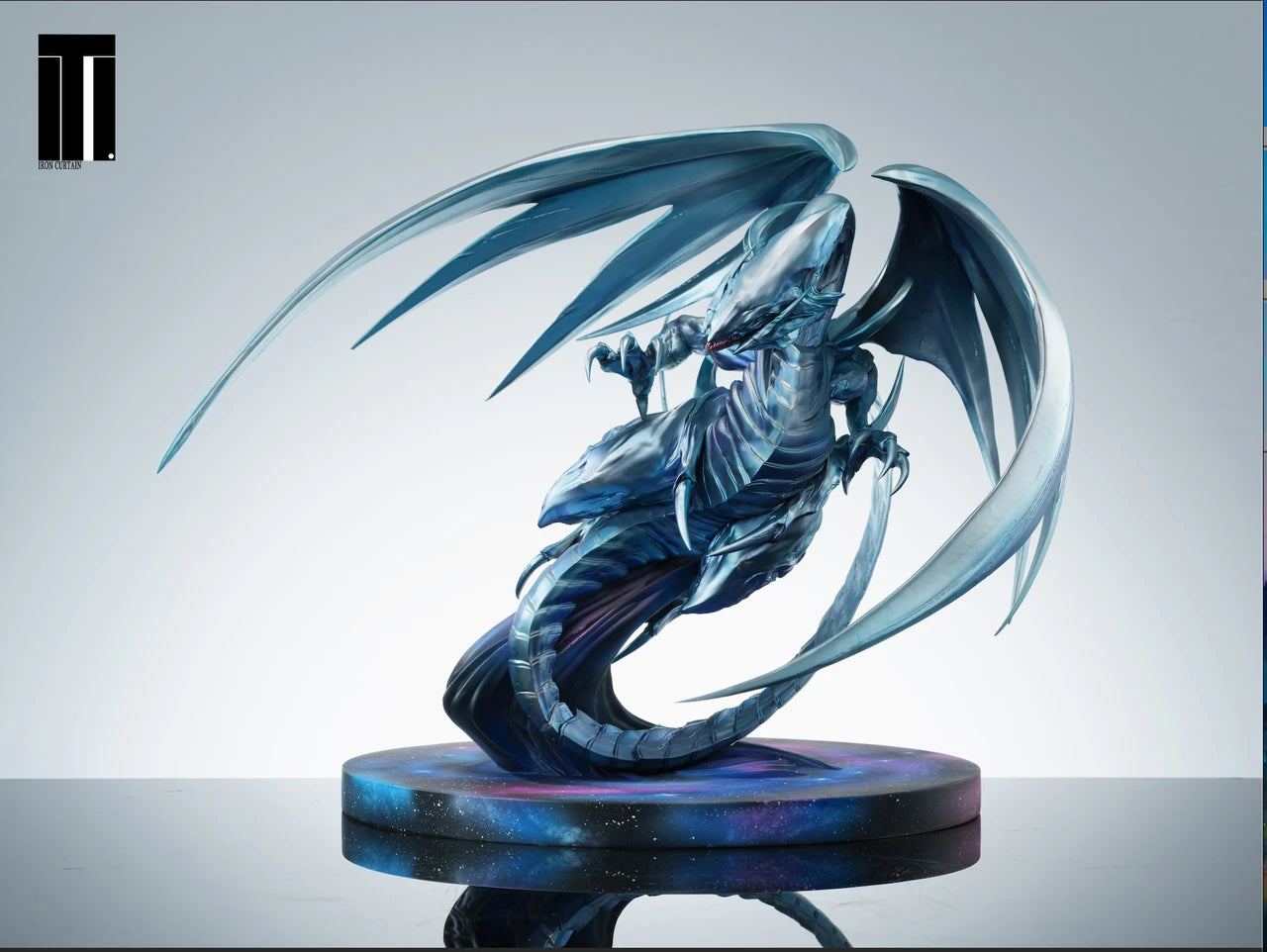 Iron Curtain - Blue-Eyes White Dragon