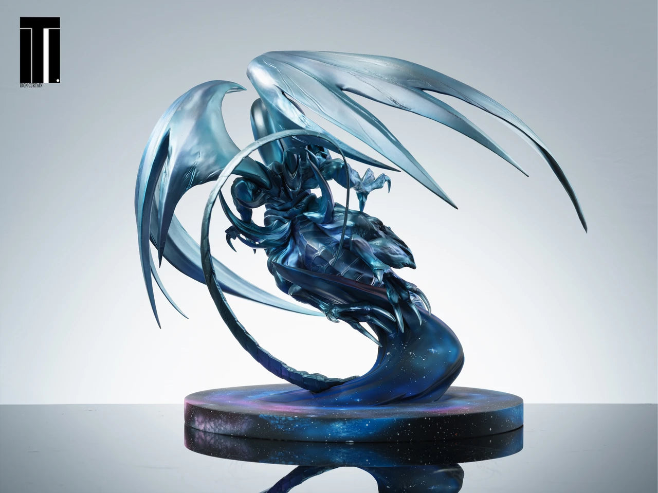 Iron Curtain - Blue-Eyes White Dragon