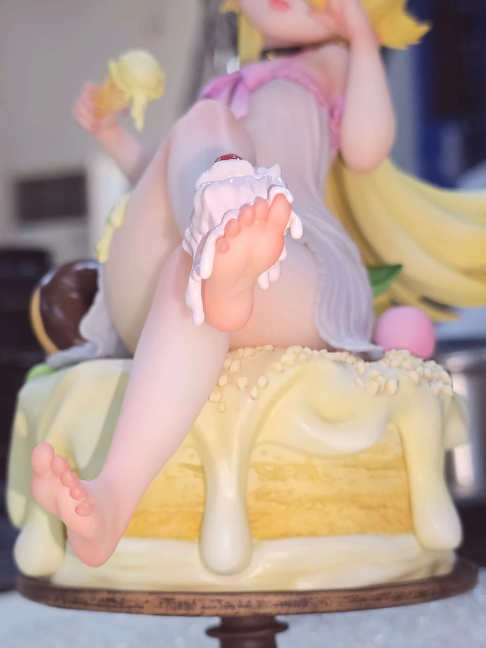 Pupu - Shinobu Oshino