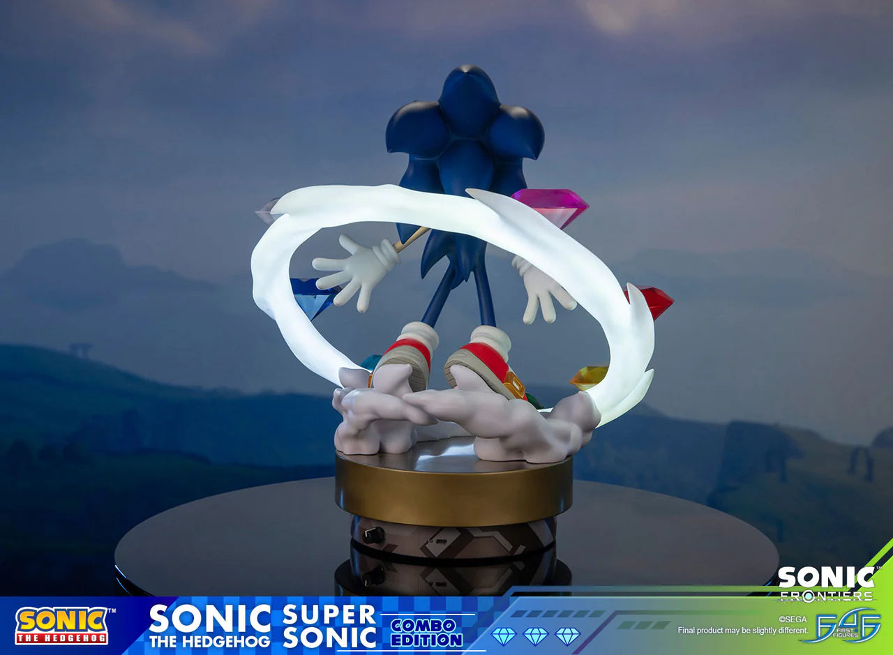 First 4 Figures - Sonic and Super Sonic