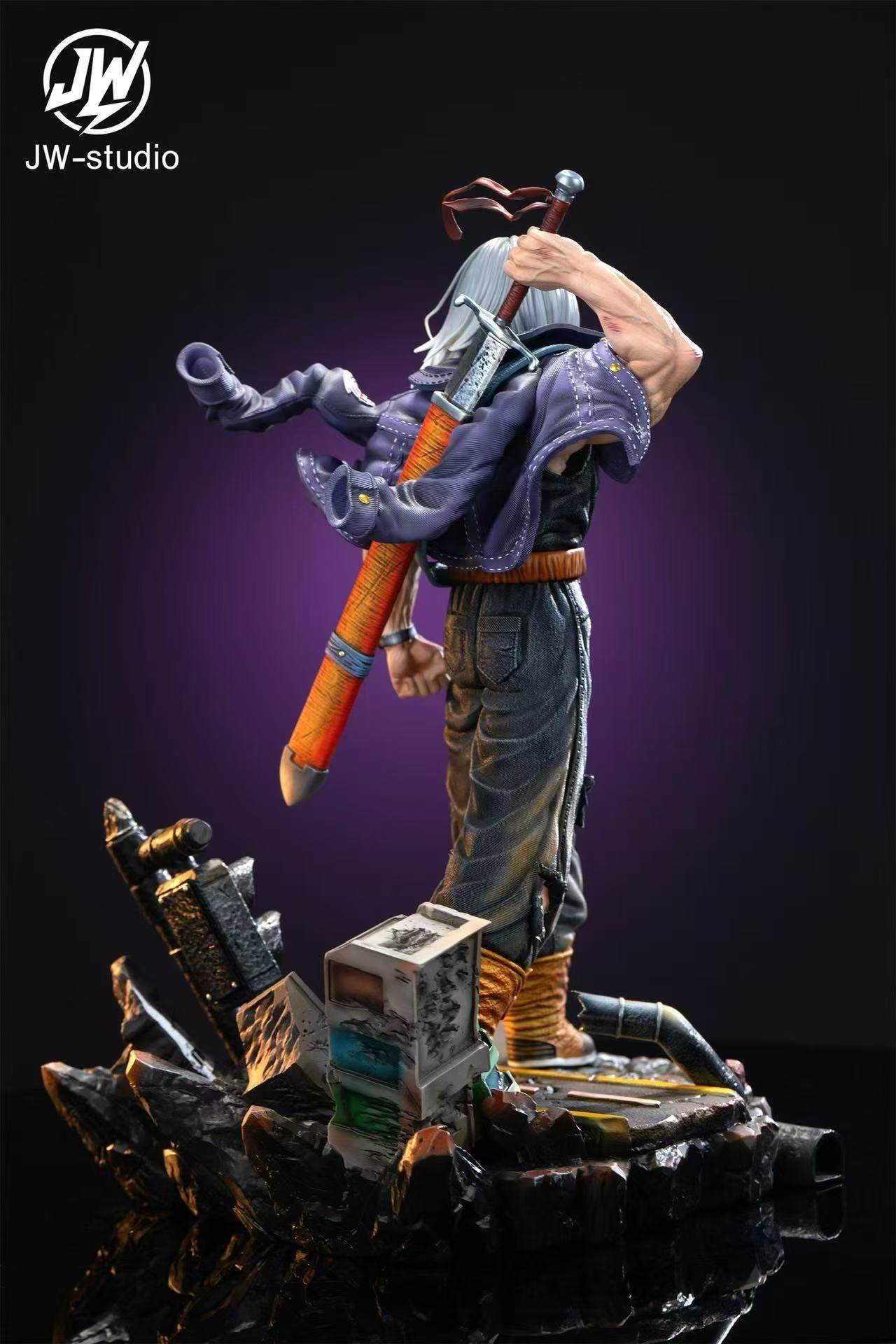 JW - Trunks