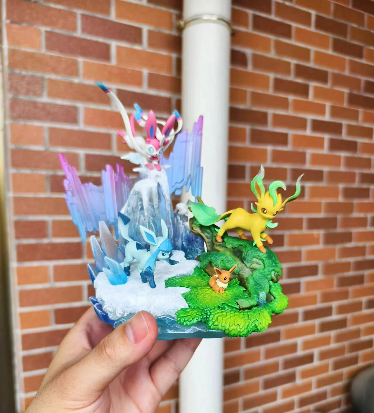 Hall - Glaceon, Leafeon and Sylveon