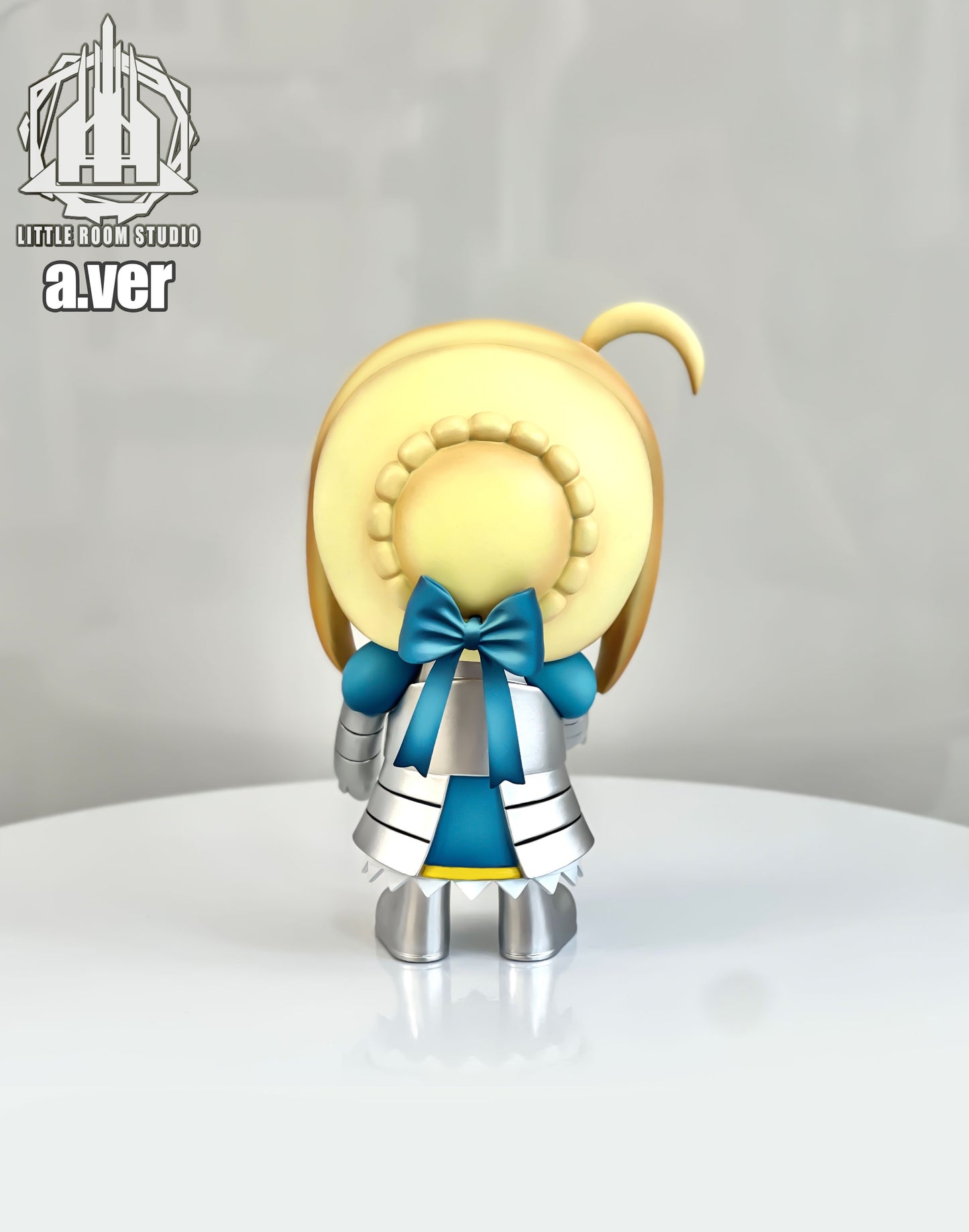 Little Room - Saber