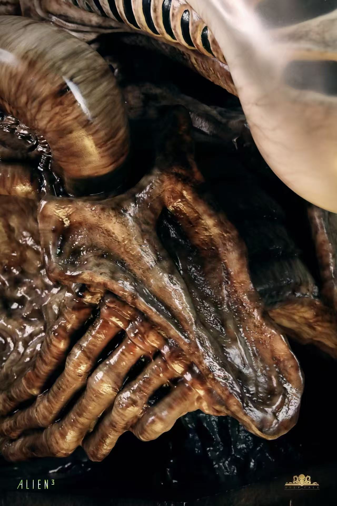 Deep Tale - Dog Alien