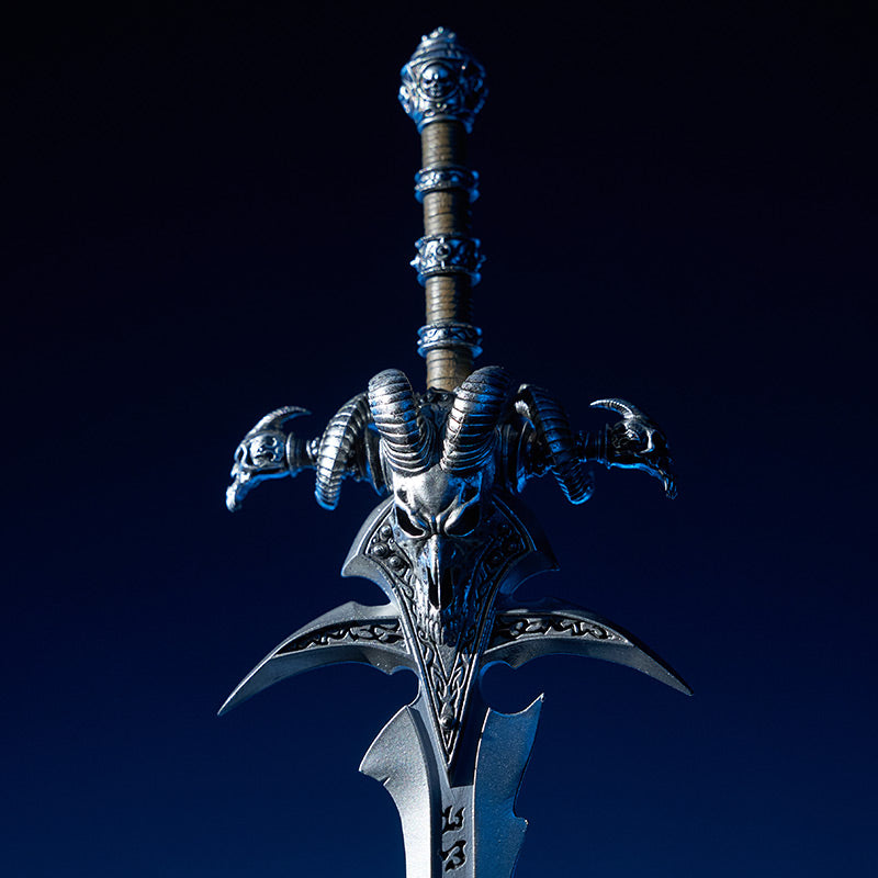 Blizzard Entertainment - Frostmourne