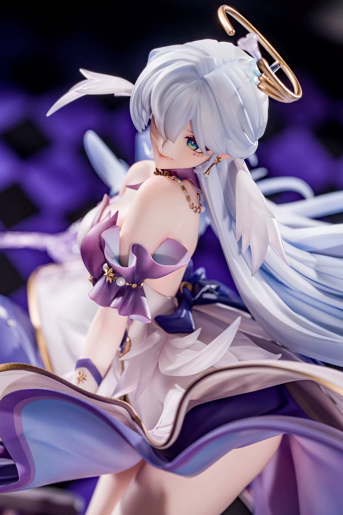 Flowing Light - Robin