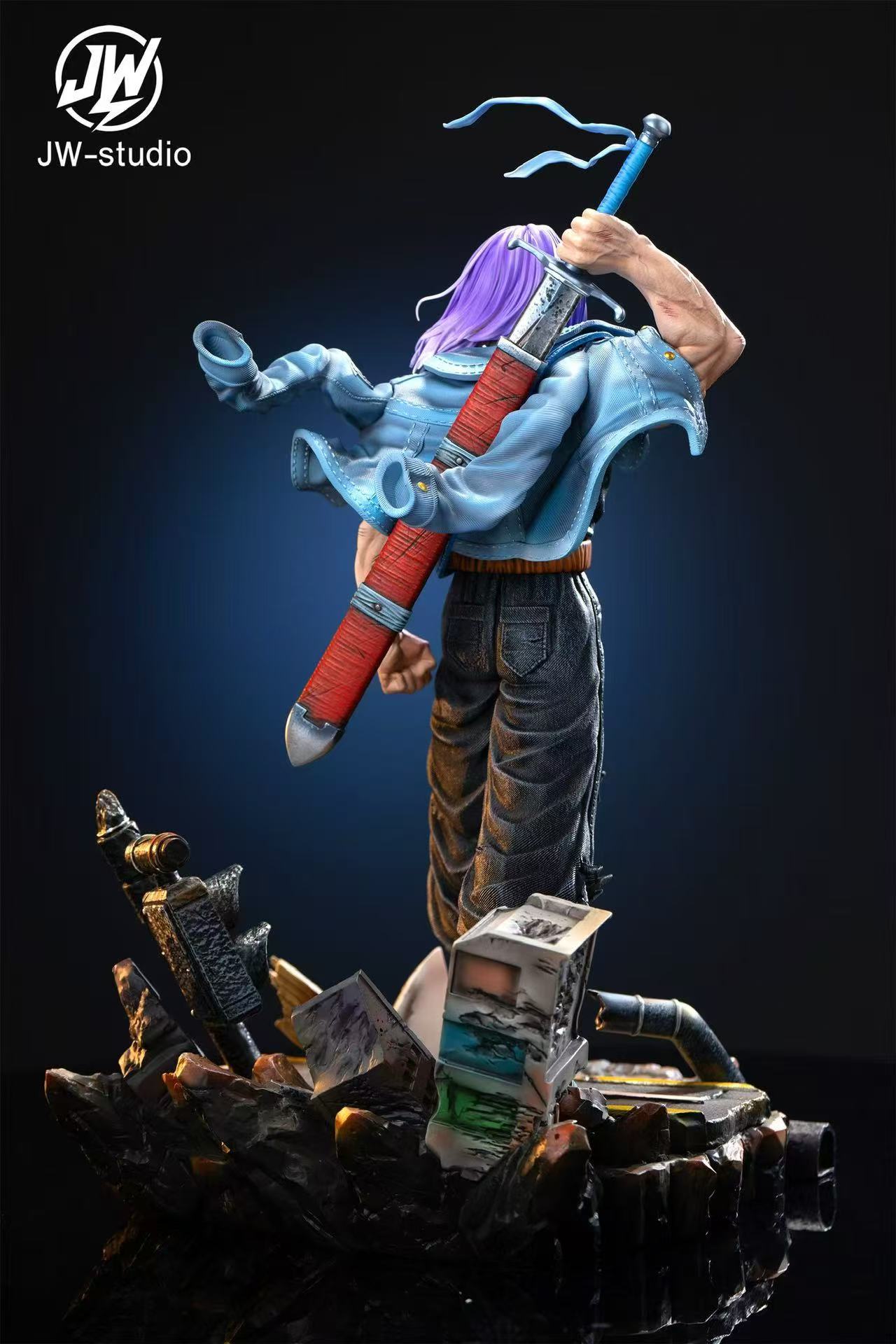 JW - Trunks
