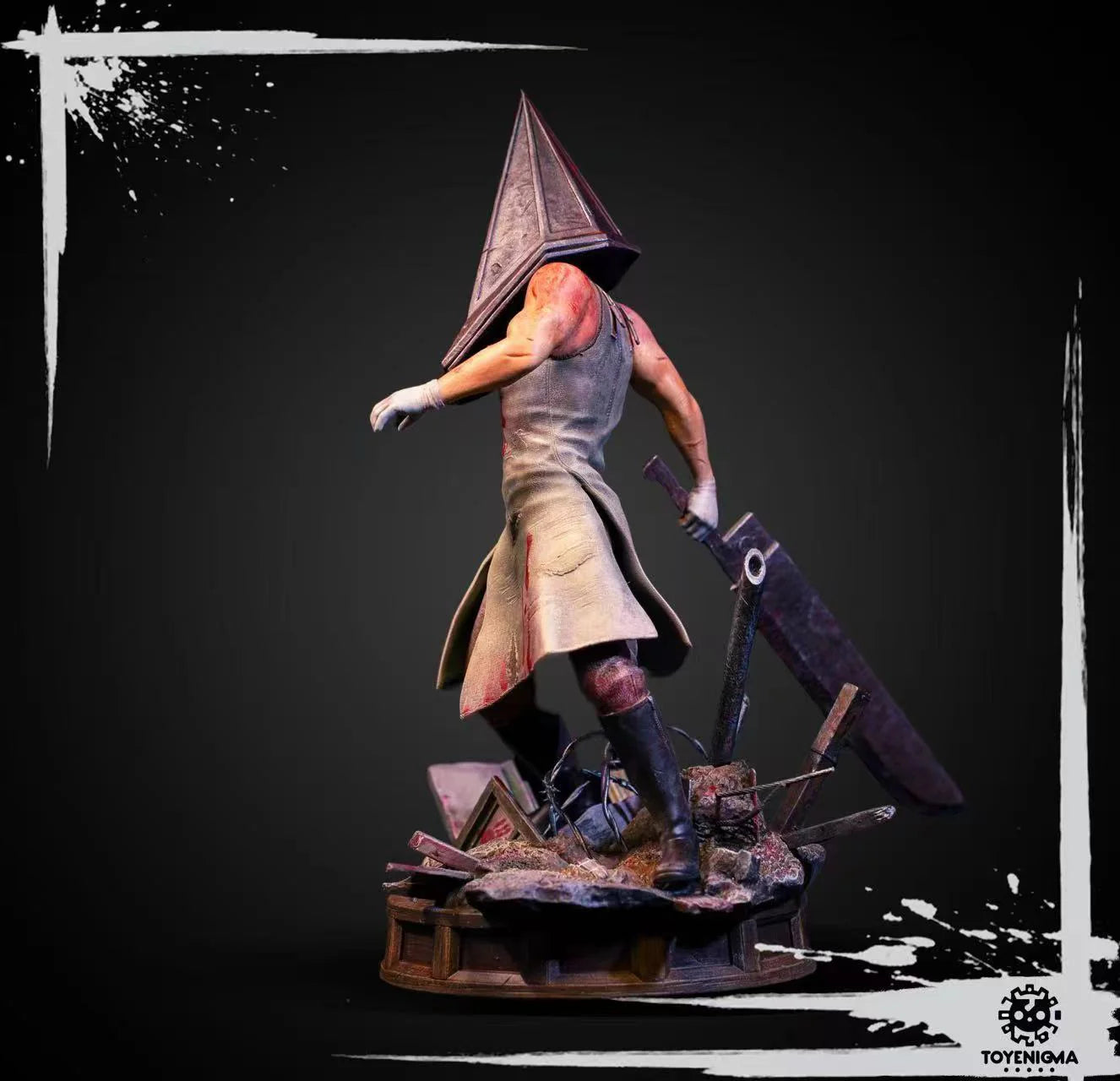 Toy Enigma - Pyramid Head