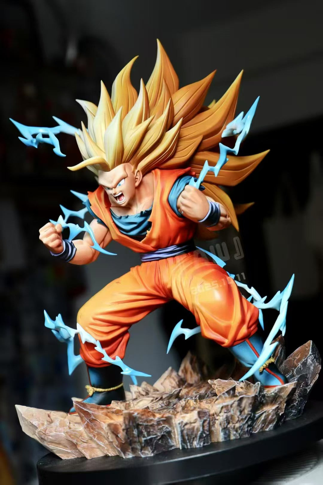 AW - SSJ3 Goku - Dragon Ball