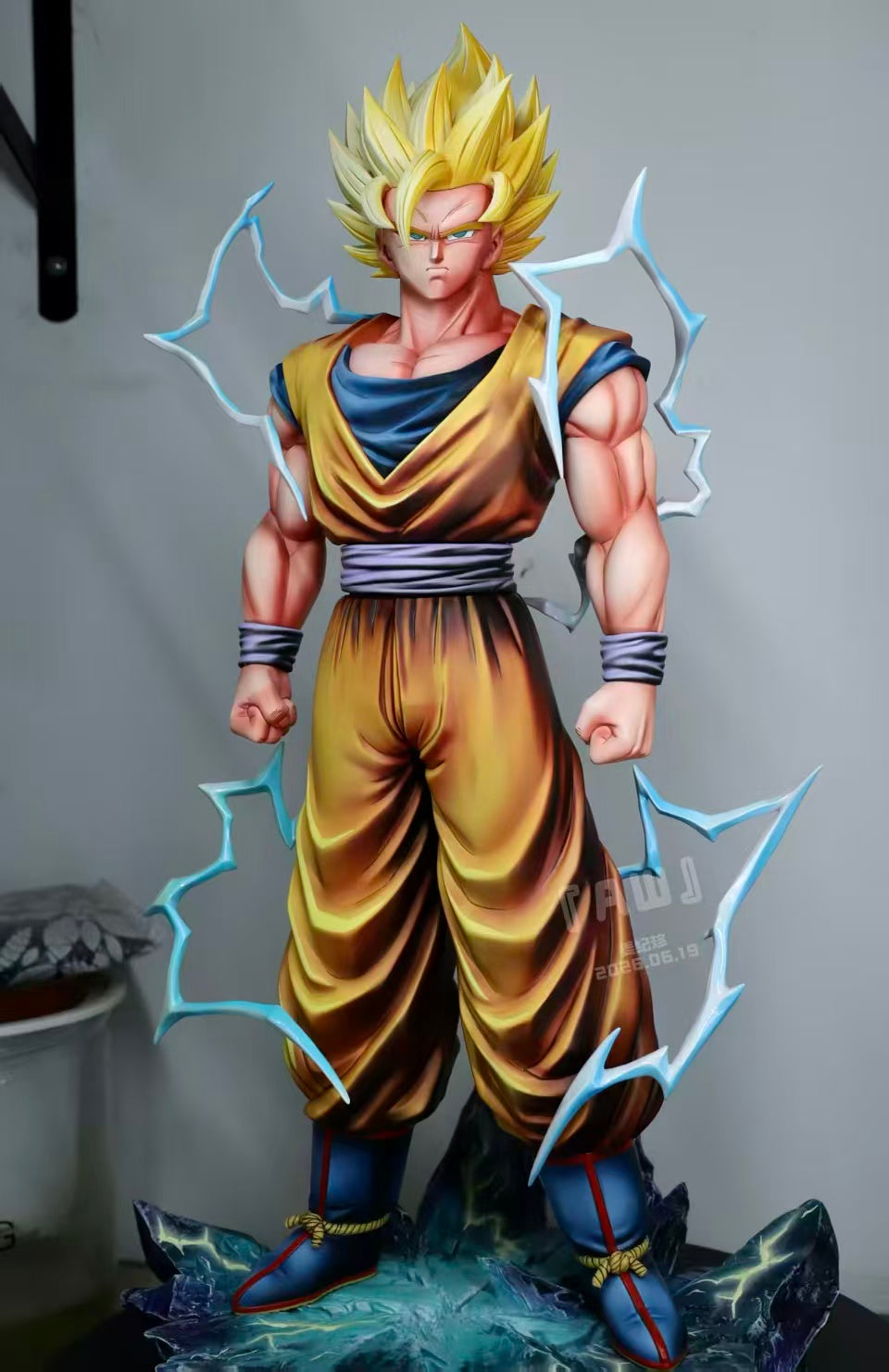 AW - SSJ Goku