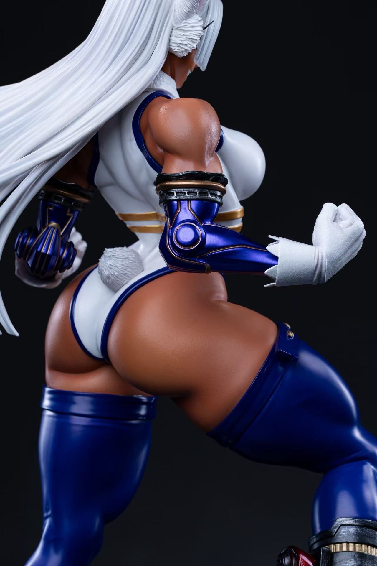 Heroe Collectibles x Firework - Mirko
