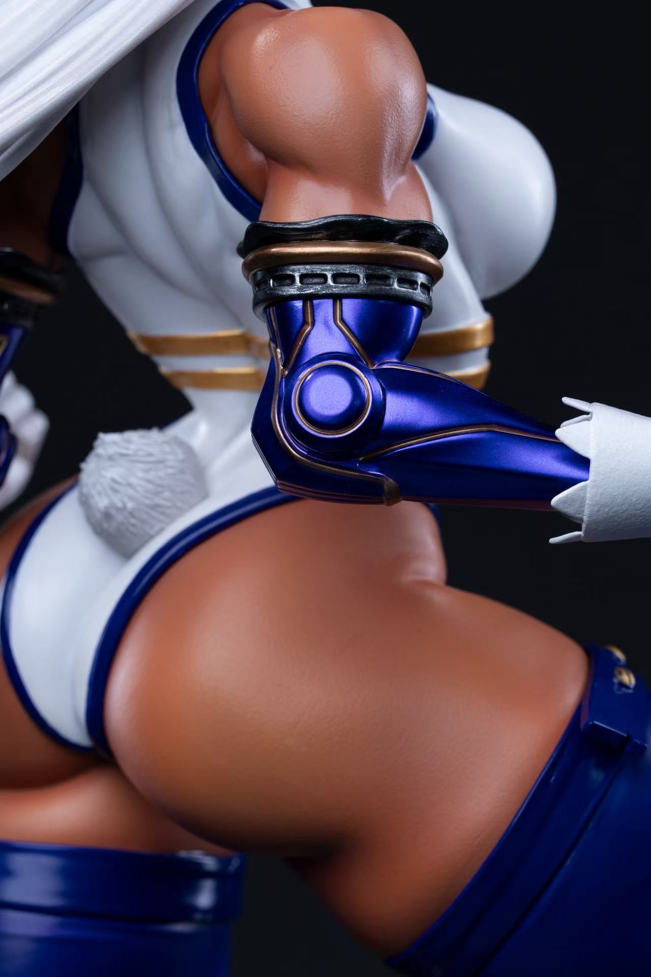 Heroe Collectibles x Firework - Mirko