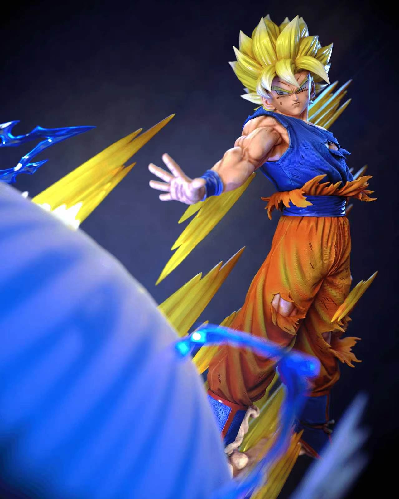 KDC - SSJ Goku vs Kid Buu