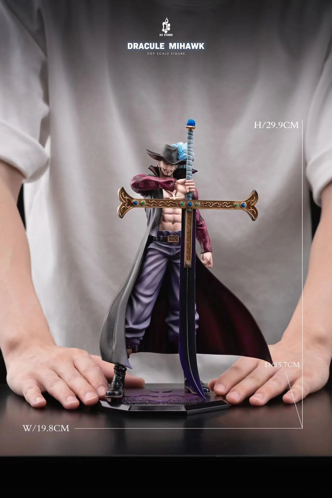 P.O.P Dracule Mihawk フィギュア New Megahouse POP MAX One Piece Hawk-Eye Dracule Mihawk 1/8