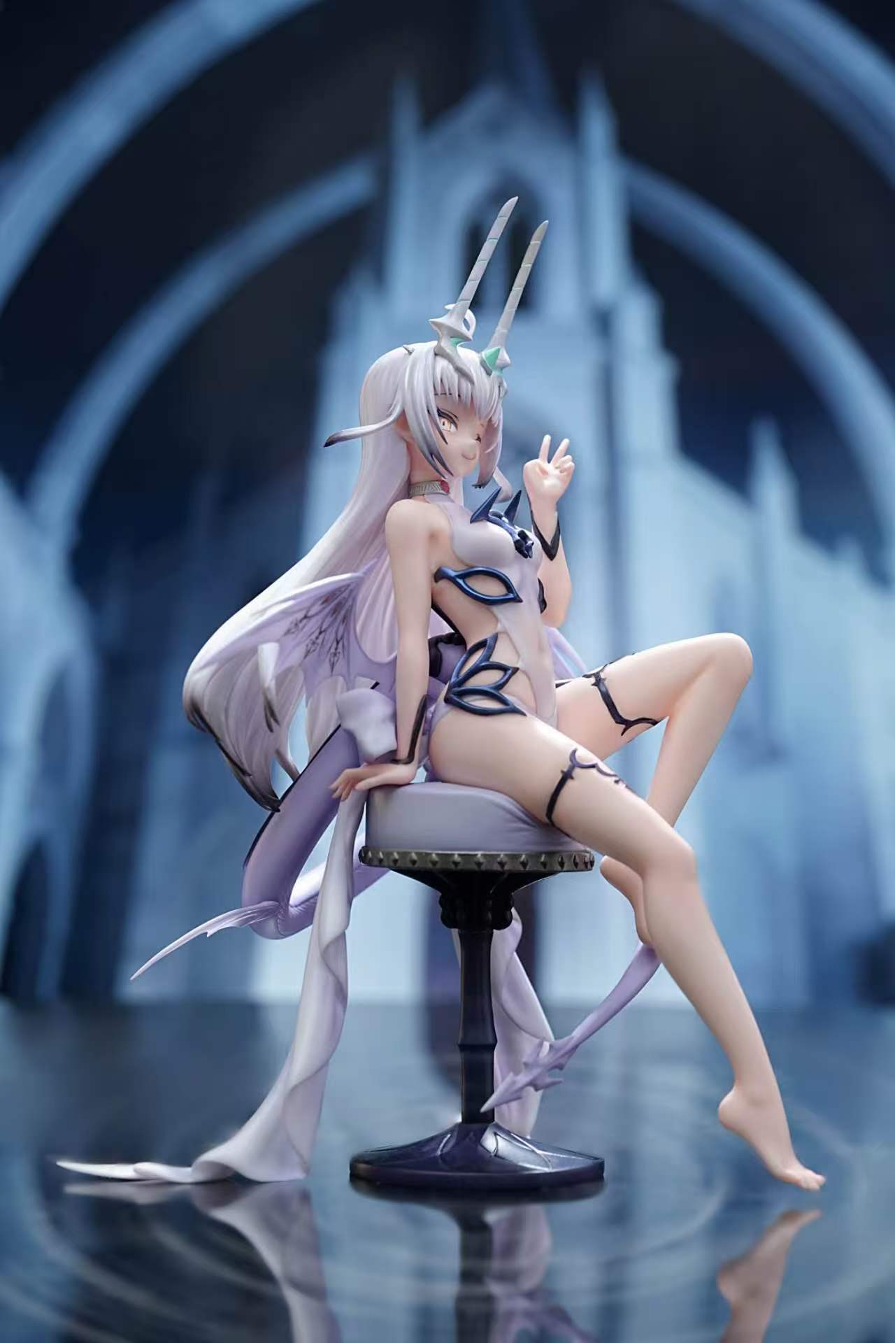 Tou Fou Figure - Mélusine