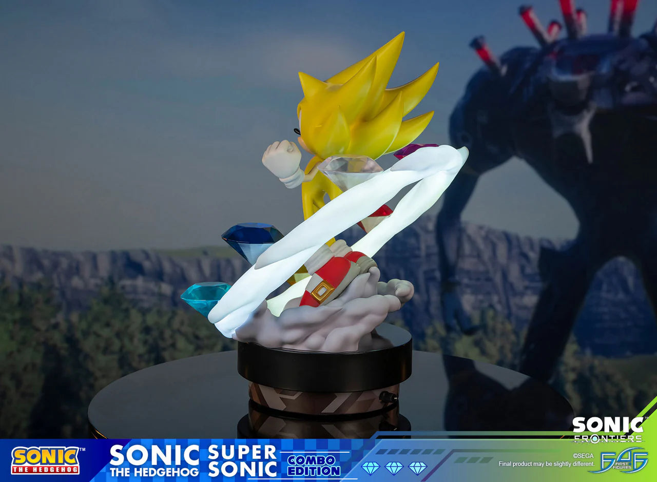 First 4 Figures - Sonic and Super Sonic