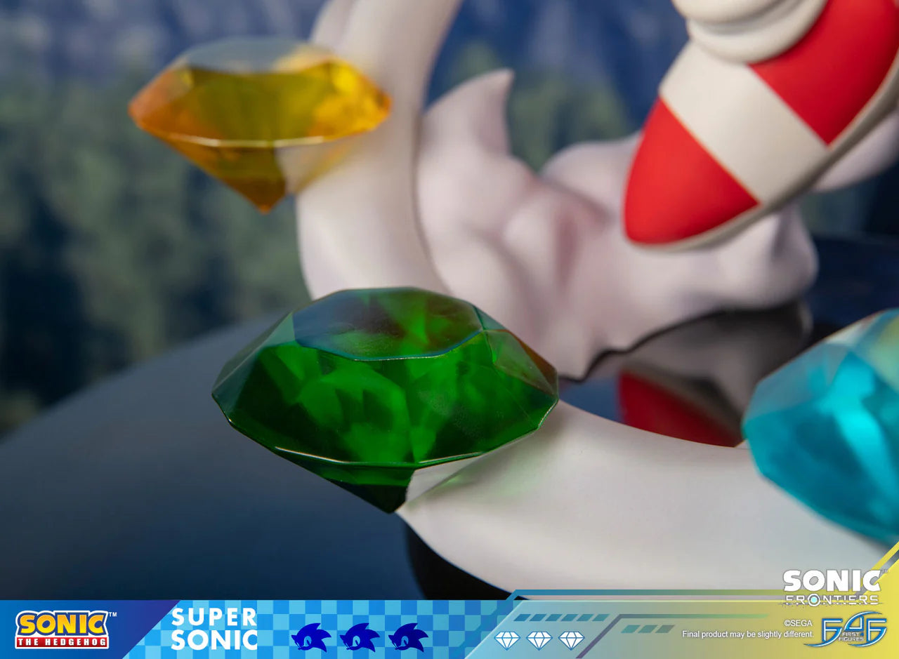 First 4 Figures - Sonic and Super Sonic