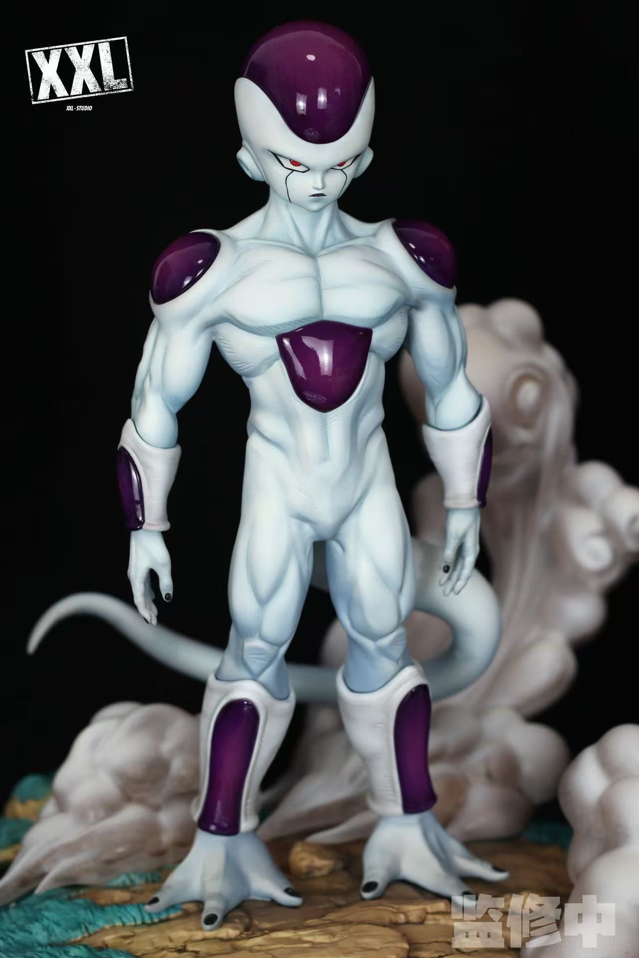 XXL - Frieza