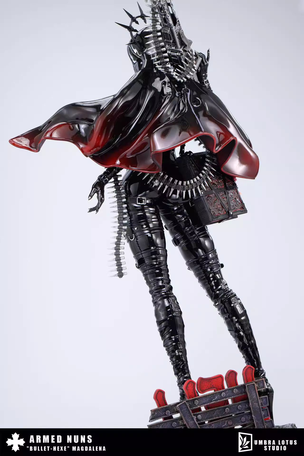 Umbra Lotus - Bullet-hexe Magdalena