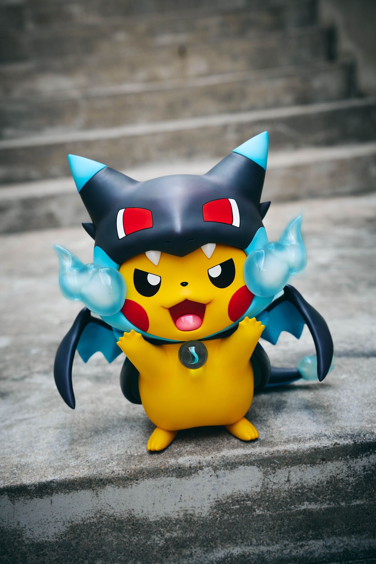 Infinite - Pikachu cos Mega Charizard X