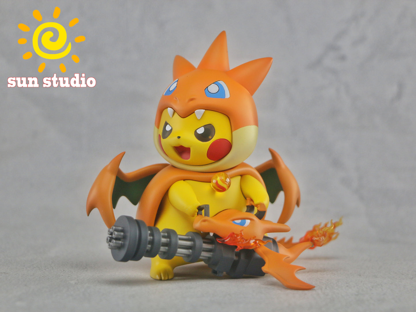 Sun - Pikachu cos Charizard X and Y