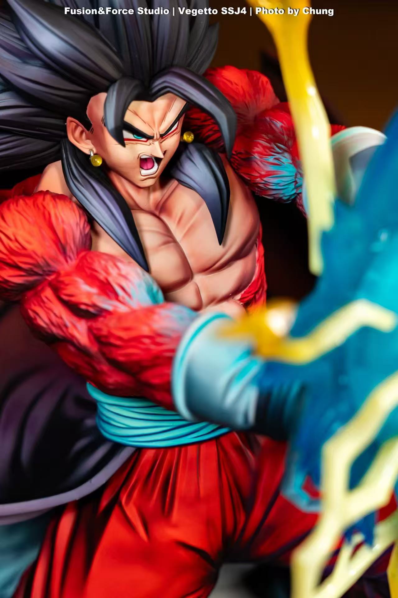 Fusion Force - SSJ4 Vegito