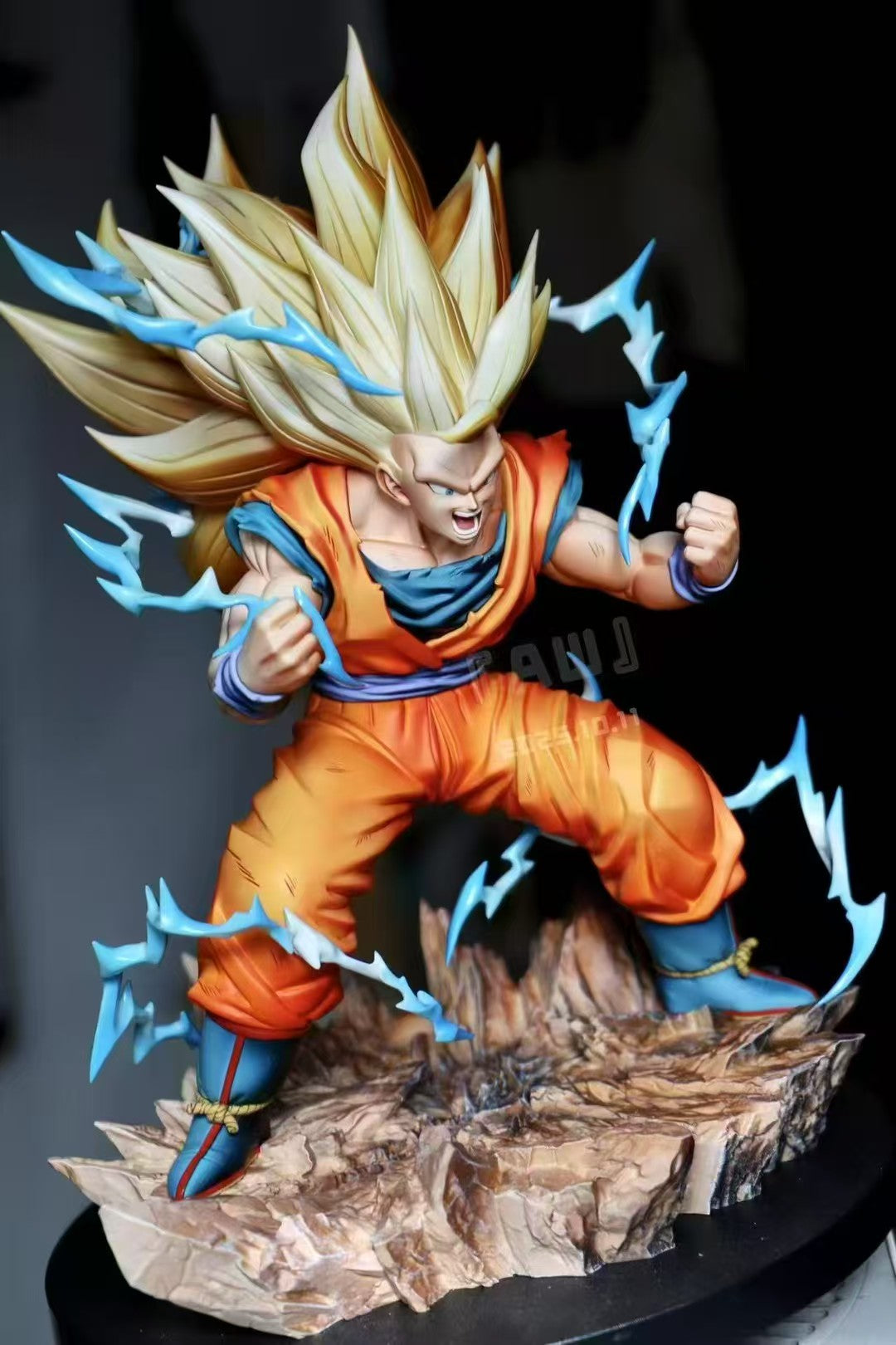AW - SSJ3 Goku